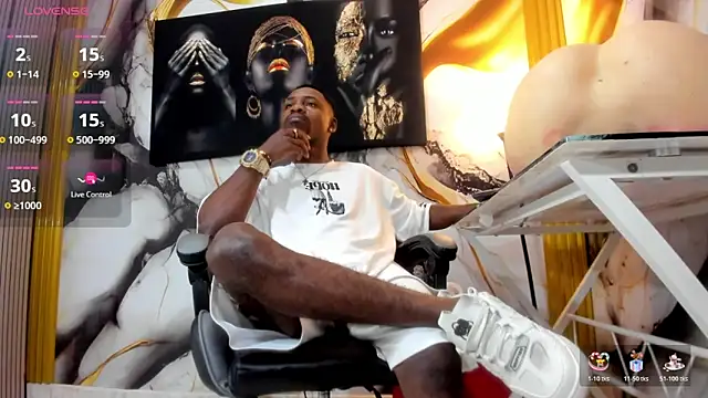 Snapshot of Thomas_shelbys chatting on November 2025 03:19:02 AM Thomas shelbys online show from November 2025 03:19:02 AM