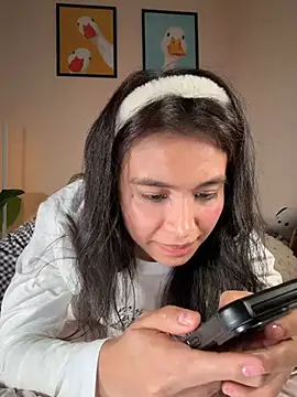 Adriennesexxx online show from February 2026 06:28:02 PM