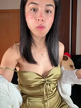 Adriennesexxx online show from April 2026 09:45:01 PM