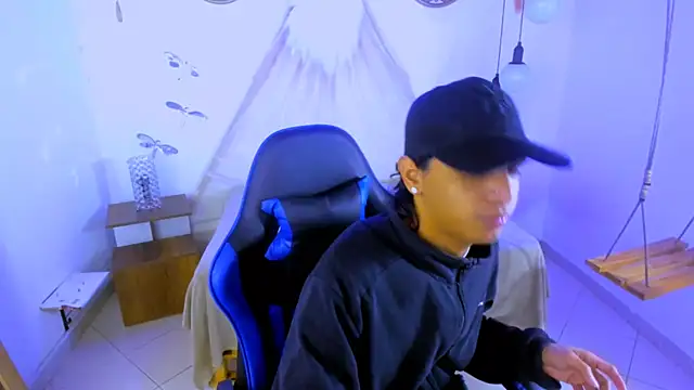 Snapshot of Brand_habes chatting on December 2025 05:02:02 AM Brand habes online show from December 2025 05:02:02 AM