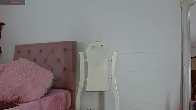 Snapshot of tifanny-squirt chatting on February 2025 03:53:01 PM tifanny-squirt online show from February 2025 03:53:01 PM