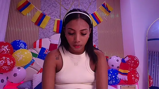 Snapshot of nata_luna chatting on June 2026 07:19:01 PM nata luna online show from June 2026 07:19:01 PM