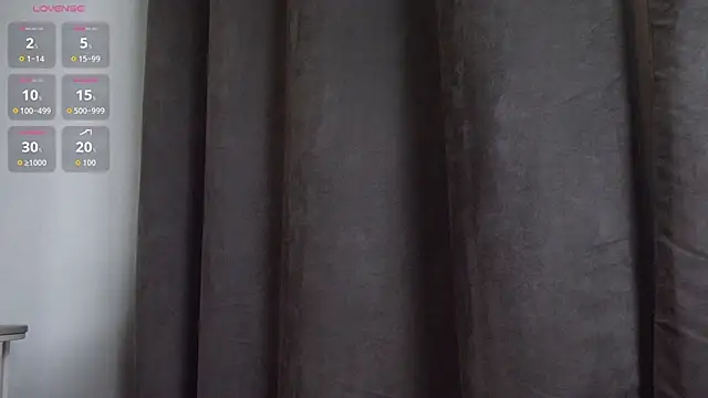 Victoria Thomsons1 online show from October 2025 12:37:02 PM