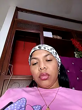 Snapshot of DIORA_Latina chatting on September 2025 04:49:02 AM DIORA Latina online show from September 2025 04:49:02 AM