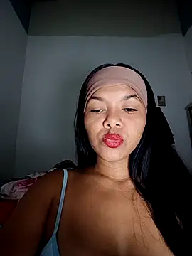 Snapshot of DIORA_Latina chatting on January 2026 08:45:02 PM DIORA Latina online show from January 2026 08:45:02 PM