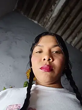 DIORA Latina online show from May 2026 03:13:01 AM
