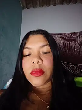 Snapshot of DIORA_Latina chatting on July 2026 04:07:01 AM DIORA Latina online show from July 2026 04:07:01 AM