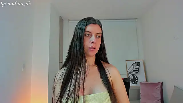 Nadiaa  online show from January 2025 03:34:02 AM