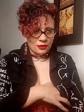 Snapshot of Daneshka_naughty chatting on December 2024 06:01:01 AM Daneshka naughty online show from December 2024 06:01:01 AM