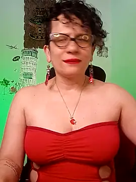 Snapshot of Daneshka_naughty chatting on February 2025 02:51:02 AM Daneshka naughty online show from February 2025 02:51:02 AM