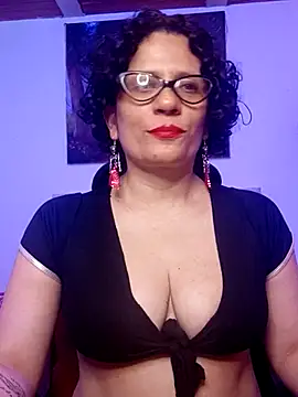 Snapshot of Daneshka_naughty chatting on September 2025 01:28:01 AM Daneshka naughty online show from September 2025 01:28:01 AM