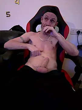 Snapshot of bigkeven4 chatting on January 2026 06:00:02 PM bigkeven4 online show from January 2026 06:00:02 PM