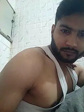 ModestZucchini65 online show from December 2025 08:39:01 PM