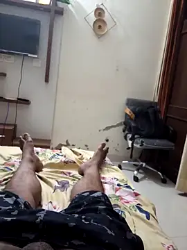 arshvir133 online show from September 2025 05:25:01 PM