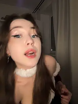 Snapshot of Peachy_Dream chatting on December 2024 01:10:01 AM Peachy Dream online show from December 2024 01:10:01 AM