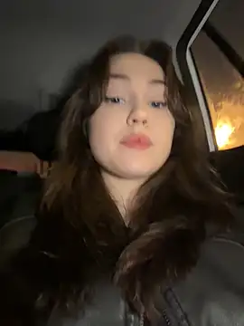 Snapshot of Peachy_Dream chatting on March 2025 09:16:01 PM Peachy Dream online show from March 2025 09:16:01 PM