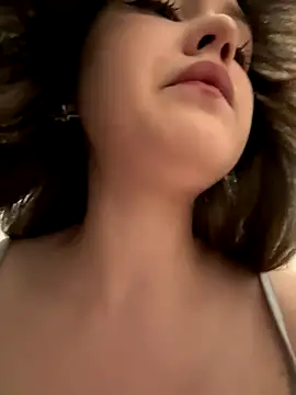 Snapshot of Peachy_Dream chatting on September 2025 06:13:02 PM Peachy Dream online show from September 2025 06:13:02 PM