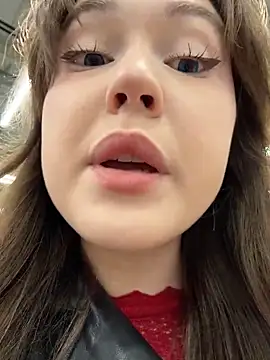 Peachy Dream online show from November 2025 06:17:01 PM