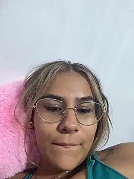 MartinaWestt online show from March 2026 01:33:02 AM