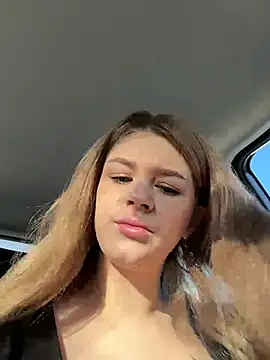 Snapshot of Love_Bri chatting on February 2025 10:39:02 AM Love Bri online show from February 2025 10:39:02 AM