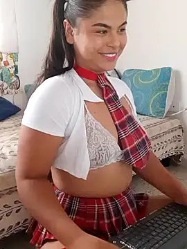 Cleo hills online show from December 2024 03:44:01 PM