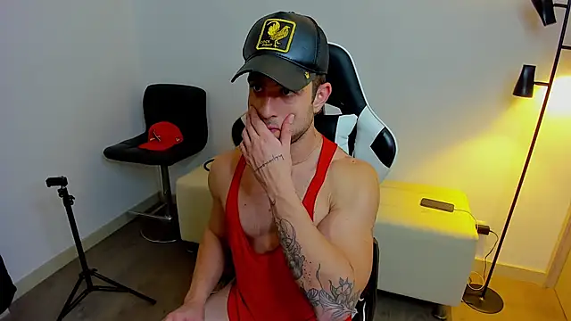 dafboy1 online show from November 2025 05:01:02 PM