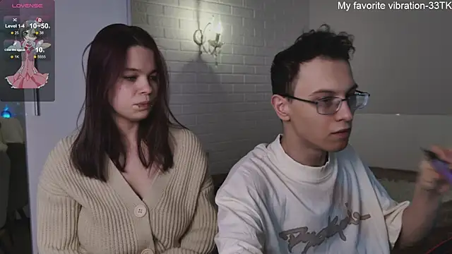 Snapshot of ValBae chatting on January 2025 10:29:02 PM ValBae online show from January 2025 10:29:02 PM