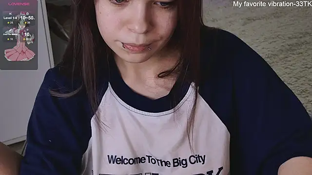 Snapshot of ValBae chatting on January 2025 06:49:01 PM ValBae online show from January 2025 06:49:01 PM