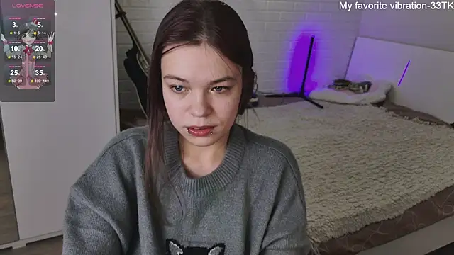 Snapshot of ValBae chatting on January 2025 03:32:01 PM ValBae online show from January 2025 03:32:01 PM