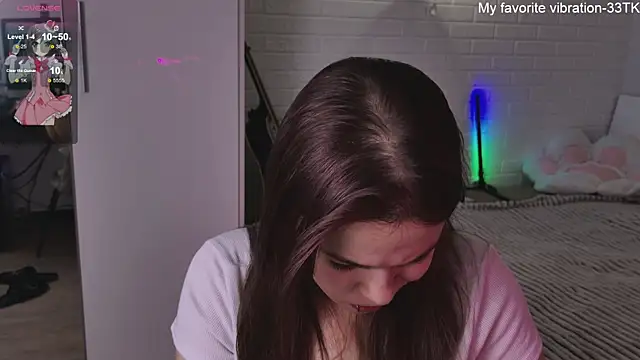 Snapshot of ValBae chatting on January 2025 12:27:01 PM ValBae online show from January 2025 12:27:01 PM