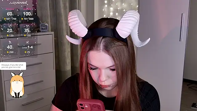 Snapshot of ValBae chatting on February 2026 09:49:01 PM ValBae online show from February 2026 09:49:01 PM