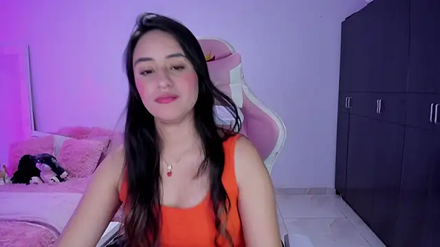 Snapshot of Tinylottie chatting on November 2025 02:23:01 AM Tinylottie online show from November 2025 02:23:01 AM