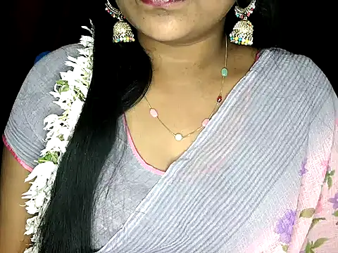 Snapshot of shila20 chatting on November 2025 06:44:01 AM shila20 online show from November 2025 06:44:01 AM