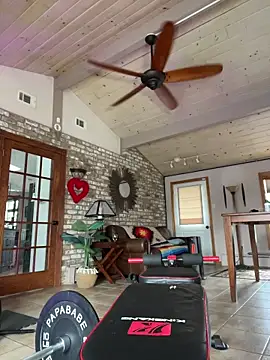 Snapshot of LushianaFitness chatting on November 2025 02:50:02 PM LushianaFitness online show from November 2025 02:50:02 PM