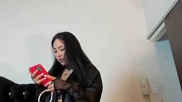 Snapshot of Brenda_Storm chatting on December 2024 06:16:01 PM Brenda Storm online show from December 2024 06:16:01 PM