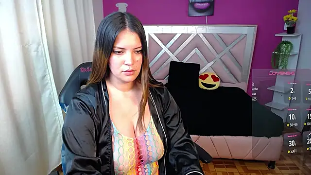 brithany smiith  online show from January 2025 04:11:02 AM