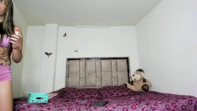 alanaanddaphne online show from November 2025 03:55:01 PM