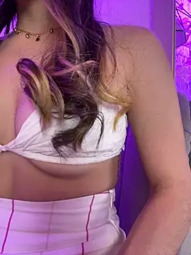 AbyThompson online show from November 2025 01:33:02 PM