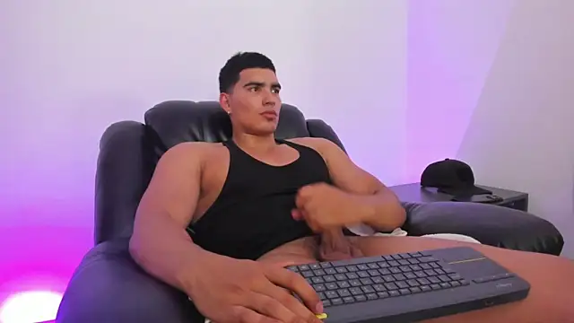 JamesGraay online show from January 2025 09:13:02 AM