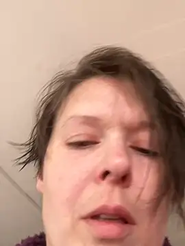 KatieBARBiE98 online show from March 2026 05:29:01 PM