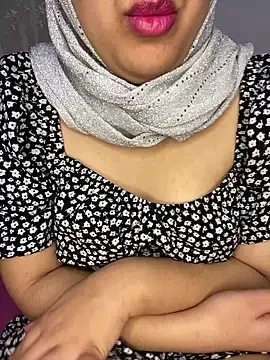 yassminsexy22 online show from January 2025 01:52:01 PM