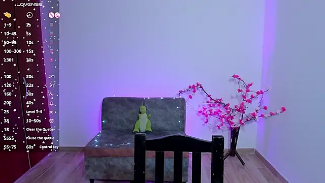 Snapshot of CamilaHarperr_ chatting on January 2026 12:15:01 AM CamilaHarperr online show from January 2026 12:15:01 AM