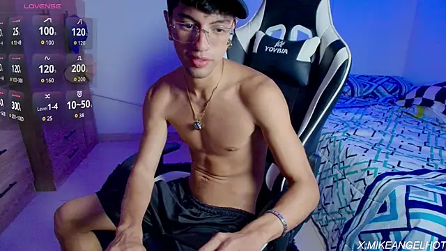 Angelligth online show from April 2026 03:50:02 AM