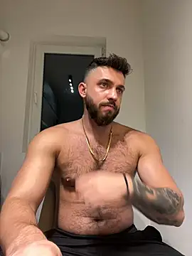 Snapshot of LoveIsBlind_ chatting on December 2024 07:54:01 PM LoveIsBlind  online show from December 2024 07:54:01 PM