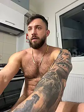 Snapshot of LoveIsBlind_ chatting on December 2024 12:09:01 AM LoveIsBlind  online show from December 2024 12:09:01 AM