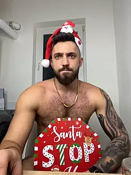 Snapshot of LoveIsBlind_ chatting on December 2024 12:03:02 AM LoveIsBlind  online show from December 2024 12:03:02 AM