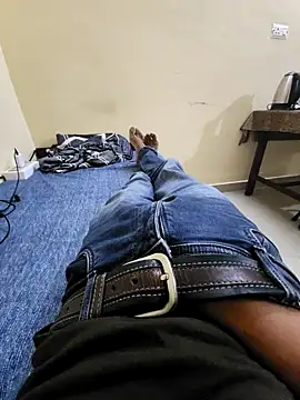 Snapshot of rocksrockydick chatting on December 2024 04:46:01 AM rocksrockydick online show from December 2024 04:46:01 AM