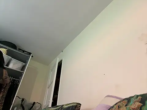 Snapshot of NaomiSquirts chatting on March 2025 10:22:01 AM NaomiSquirts online show from March 2025 10:22:01 AM