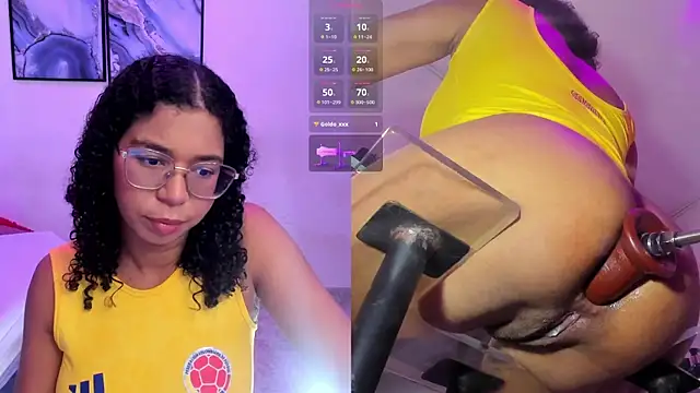 Snapshot of MilaHall_ chatting on June 2026 04:41:02 AM MilaHall online show from June 2026 04:41:02 AM