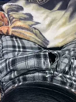 Snapshot of josle24 chatting on December 2024 04:53:01 AM josle24 online show from December 2024 04:53:01 AM